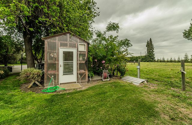 3670 S Newmark Avenue, Sanger, CA 93657