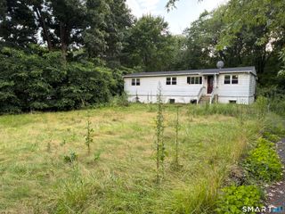 14 Meadow Ridge Road, Litchfield, CT 06759