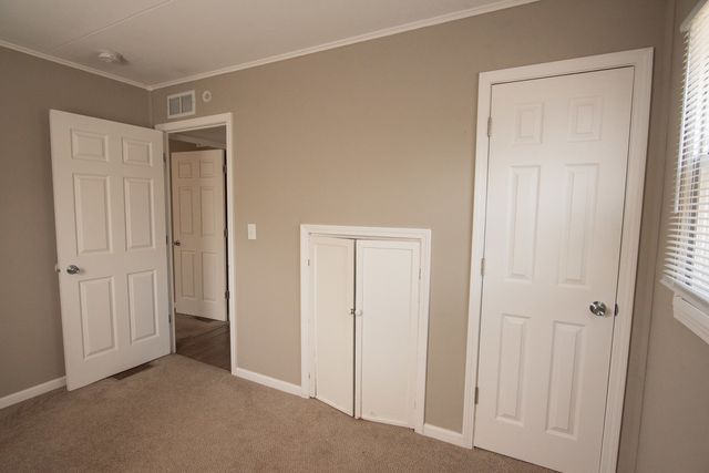 1068 Leith Avenue, Waukegan, IL 60085