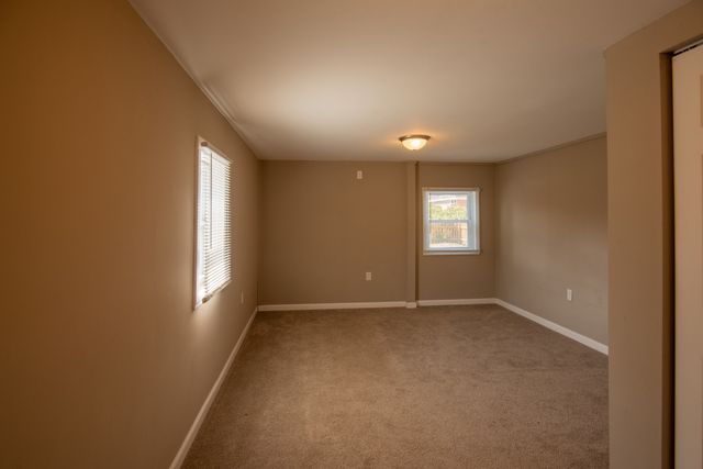 1068 Leith Avenue, Waukegan, IL 60085