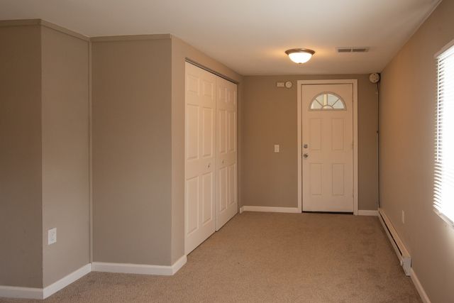 1068 Leith Avenue, Waukegan, IL 60085