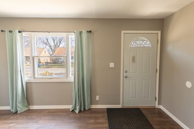 1068 Leith Avenue, Waukegan, IL 60085