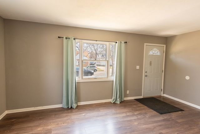 1068 Leith Avenue, Waukegan, IL 60085