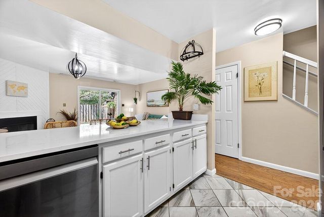 16 Spears Avenue 9, Asheville, NC 28801