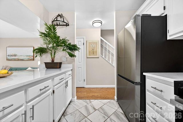 16 Spears Avenue 9, Asheville, NC 28801