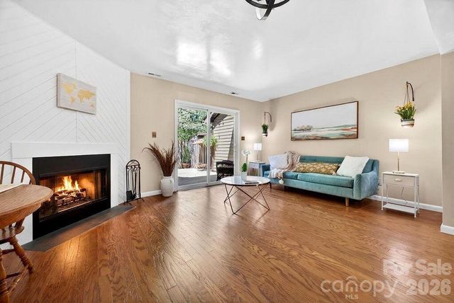 16 Spears Avenue 9, Asheville, NC 28801