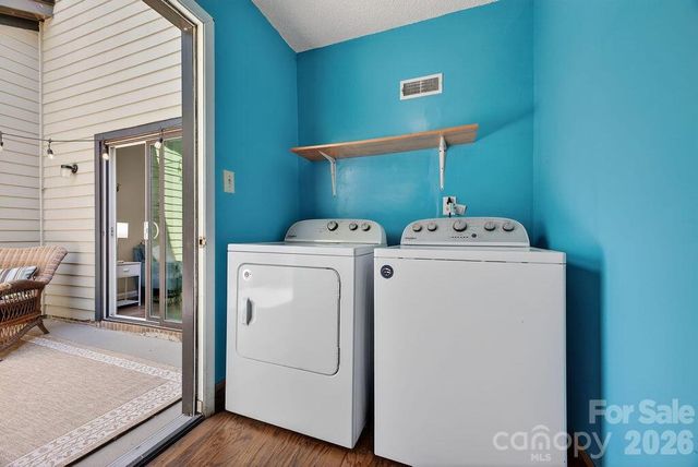 16 Spears Avenue 9, Asheville, NC 28801