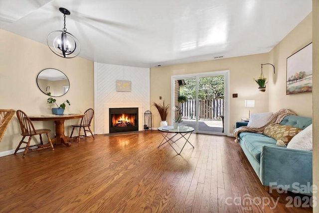 16 Spears Avenue 9, Asheville, NC 28801