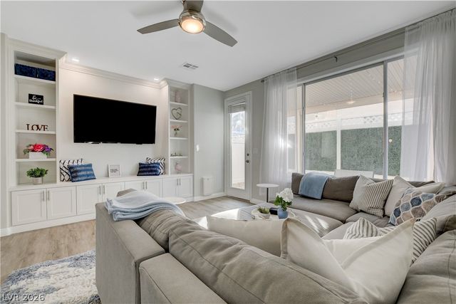6179 Hopeful Light Avenue, Las Vegas, NV 89139