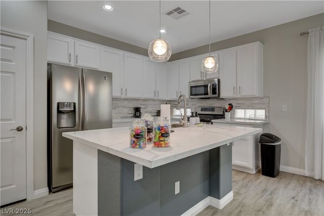 6179 Hopeful Light Avenue, Las Vegas, NV 89139