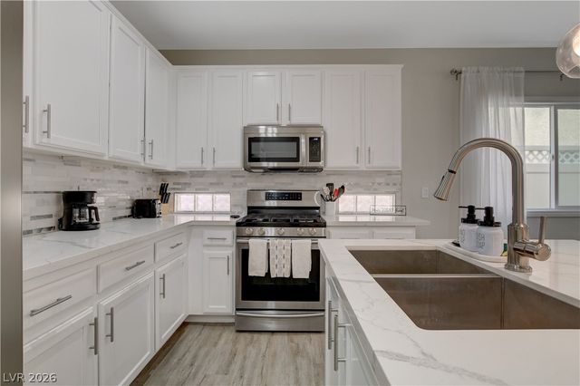 6179 Hopeful Light Avenue, Las Vegas, NV 89139