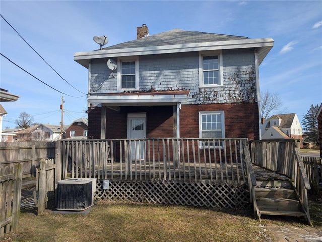 627 Kimball Ave, New Kensington, PA 15068