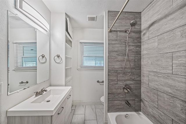 2802 Dancy ST, Austin, TX 78722