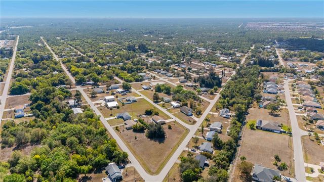 3RD, Punta Gorda, FL 33955