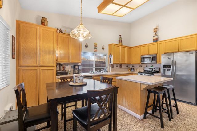 7021 Bolzano Way, Elk Grove, CA 95757