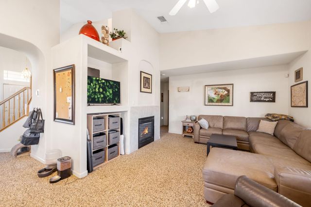 7021 Bolzano Way, Elk Grove, CA 95757