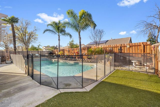 7021 Bolzano Way, Elk Grove, CA 95757