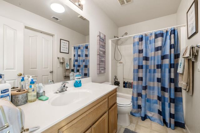 7021 Bolzano Way, Elk Grove, CA 95757