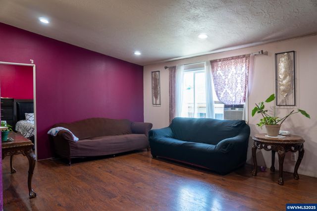 300 S Everest Rd 19, Newberg, OR 97132