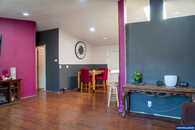 300 S Everest Rd 19, Newberg, OR 97132