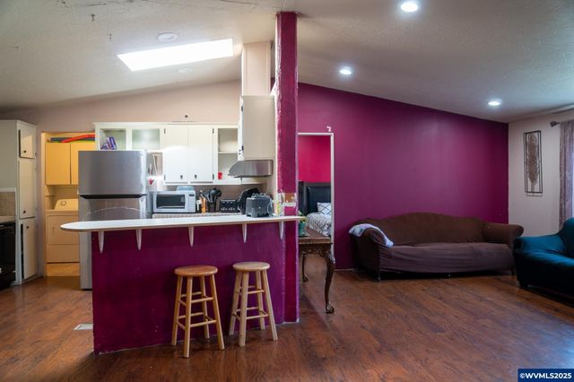 300 S Everest Rd 19, Newberg, OR 97132