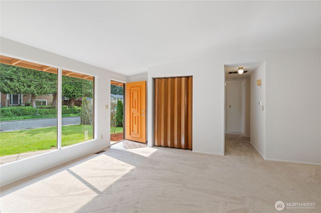 28841 23rd Avenue S, Federal Way, WA 98003
