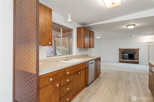 28841 23rd Avenue S, Federal Way, WA 98003