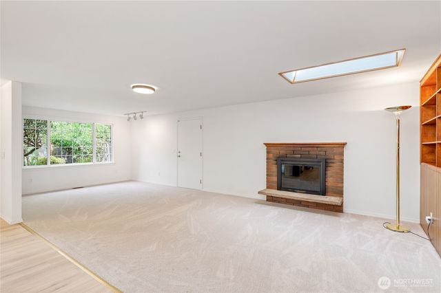 28841 23rd Avenue S, Federal Way, WA 98003