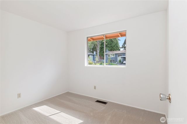 28841 23rd Avenue S, Federal Way, WA 98003