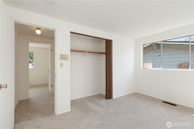 28841 23rd Avenue S, Federal Way, WA 98003