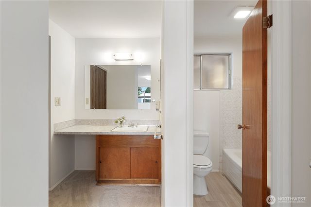 28841 23rd Avenue S, Federal Way, WA 98003