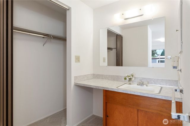 28841 23rd Avenue S, Federal Way, WA 98003