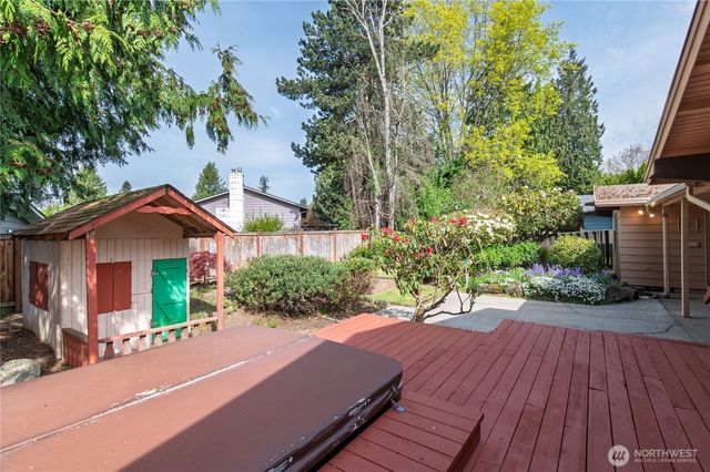 28841 23rd Avenue S, Federal Way, WA 98003