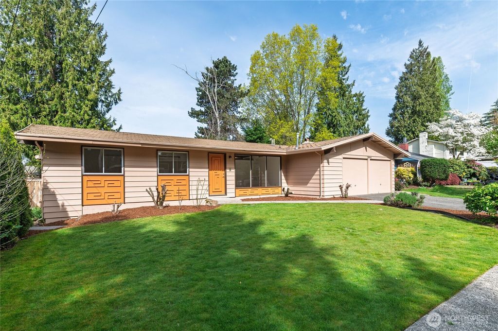 28841 23rd Avenue S, Federal Way, WA 98003