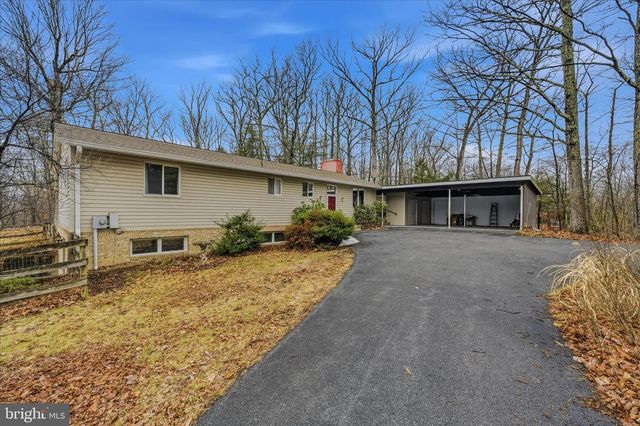 91 IRONWOOD LN, Berkeley Springs, WV 25411