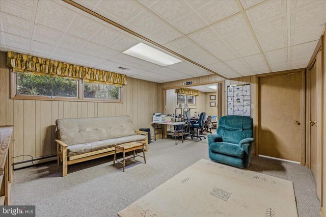 91 IRONWOOD LN, Berkeley Springs, WV 25411