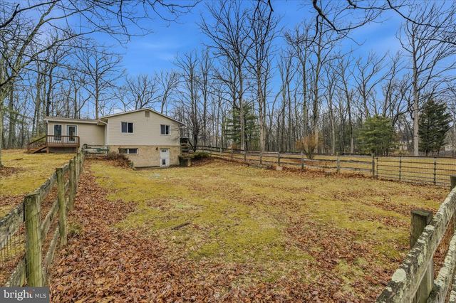 91 IRONWOOD LN, Berkeley Springs, WV 25411