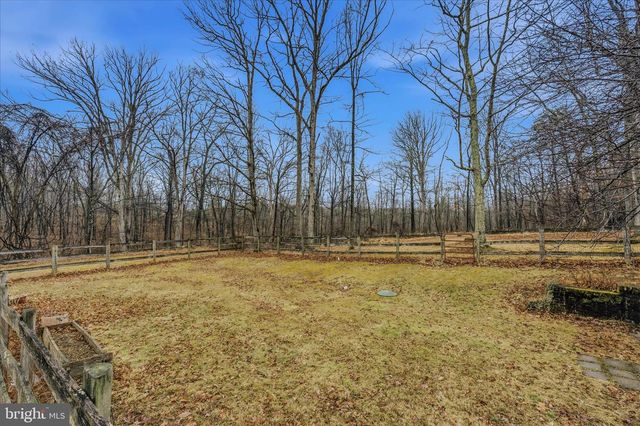 91 IRONWOOD LN, Berkeley Springs, WV 25411