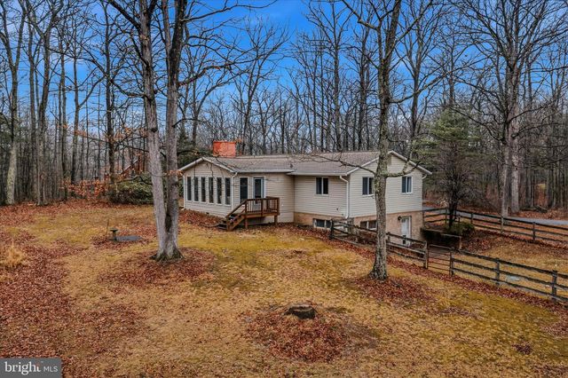 91 IRONWOOD LN, Berkeley Springs, WV 25411