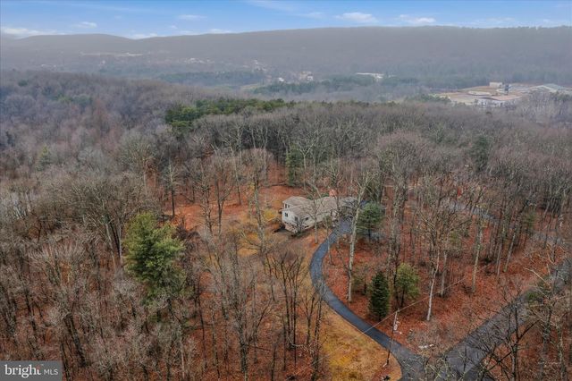 91 IRONWOOD LN, Berkeley Springs, WV 25411