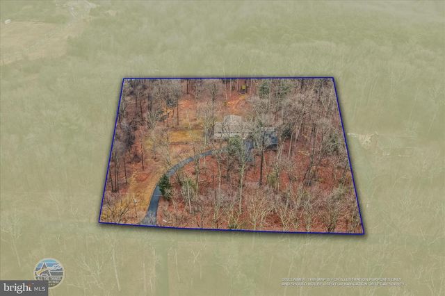 91 IRONWOOD LN, Berkeley Springs, WV 25411