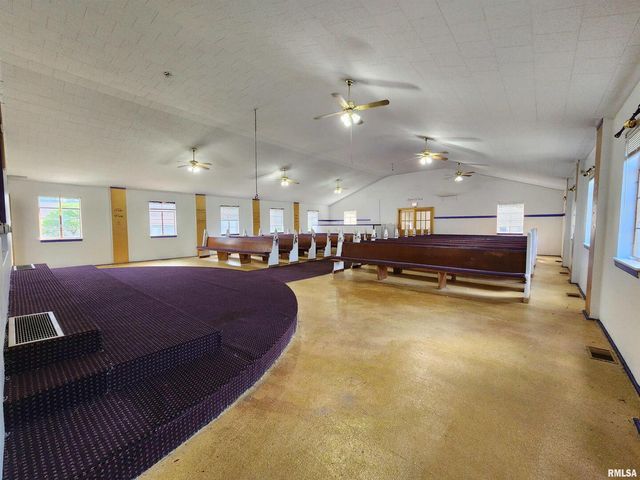 409 S HILL Street, Marion, IL 62959