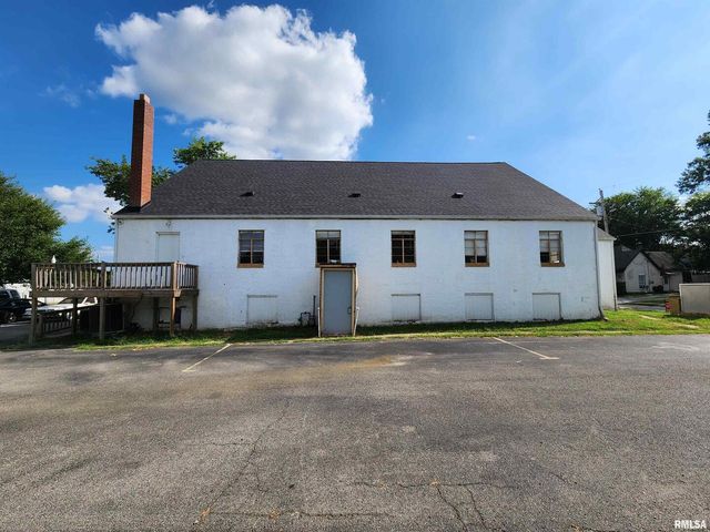 409 S HILL Street, Marion, IL 62959