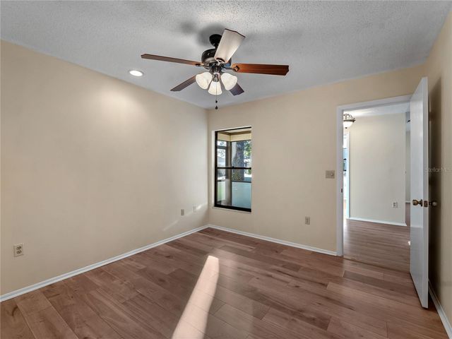 365 OAK HILL WAY 32, Sarasota, FL 34232