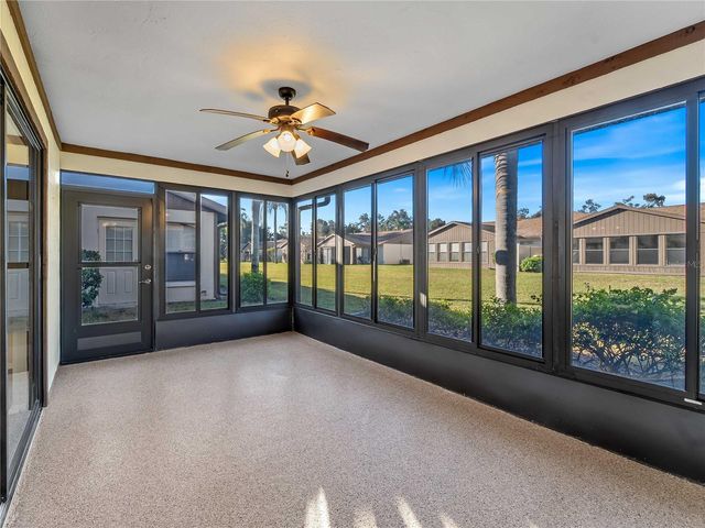 365 OAK HILL WAY 32, Sarasota, FL 34232