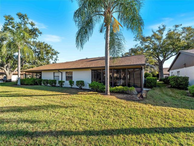 365 OAK HILL WAY 32, Sarasota, FL 34232
