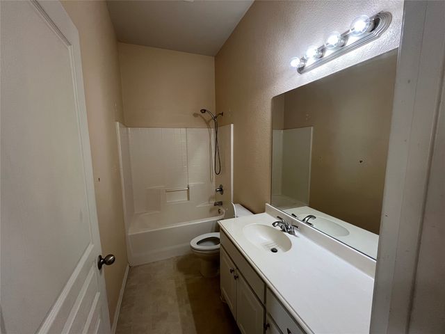 104 Cinnamon Court, Weatherford, TX 76088