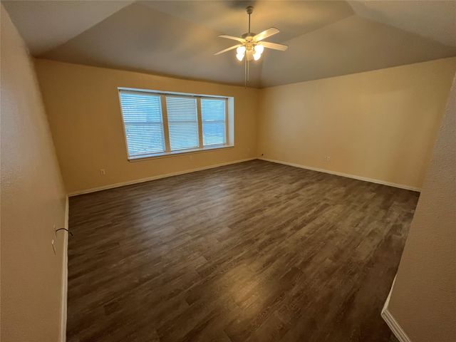 104 Cinnamon Court, Weatherford, TX 76088