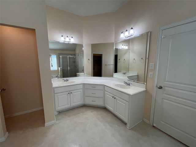104 Cinnamon Court, Weatherford, TX 76088
