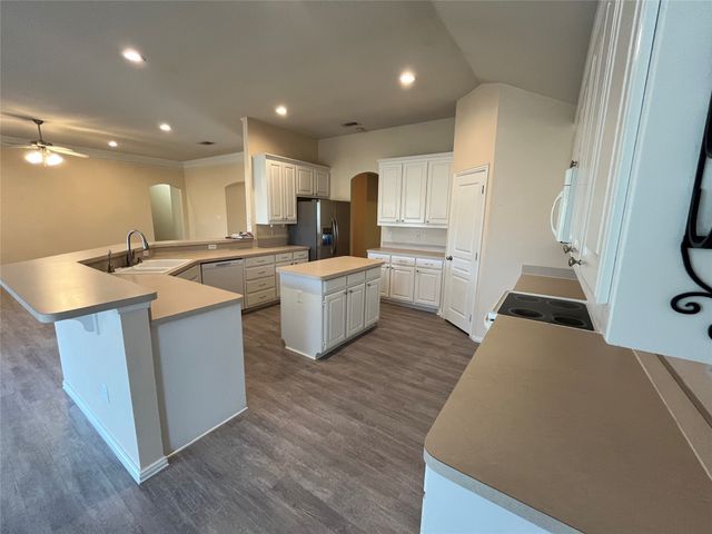 104 Cinnamon Court, Weatherford, TX 76088